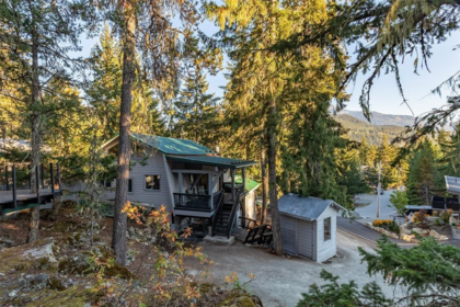 9539 Emerald Drive, Whistler, BC, Whistler — Single Family Residence for sale