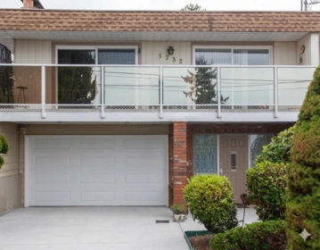 Outdoor Deck Photo of 1232 Foster Street, White Rock, BC