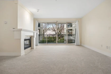 220 22025 48 Avenue, Langley, BC, Langley — Apartment/Condo for sale