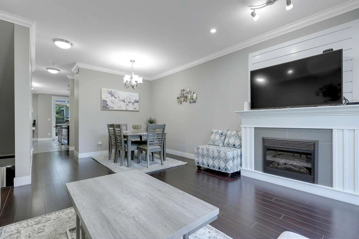 Dining Area Photo of 50 6383 140 Street, Surrey, BC
