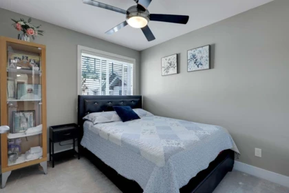 Hallway Photo of 50 6383 140 Street, Surrey, BC