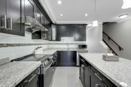 Office / Den Photo of 50 6383 140 Street, Surrey, BC