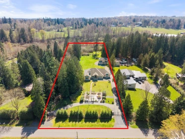 Fitness Center Photo Near 21842 6 Avenue, Langley, BC
