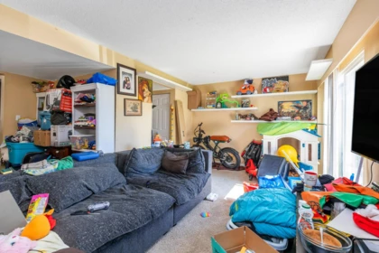 Walk-In Closet Photo of 107 45185 Wolfe Road, Chilliwack, BC