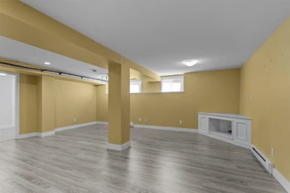 Basement Recreation Room Photo of 832 Surrey Street, New Westminster, BC