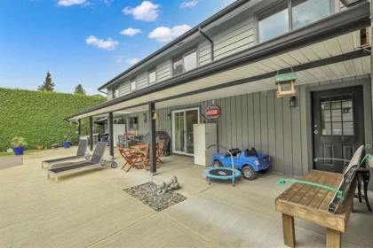 Garden / Landscaping Photo of 20214 Patterson Avenue, Maple Ridge, BC