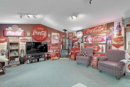 Mudroom Photo of 20214 Patterson Avenue, Maple Ridge, BC