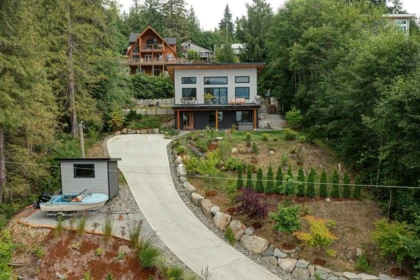 5933 Sandy Hook Road, Sechelt, BC, Sechelt — Single Family Residence for sale
