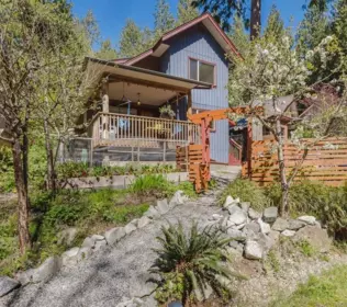 Community Amenities Photo (Clubhouse) of 15 1131 Emery Road, Roberts Creek, BC