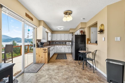 Breakfast Nook Photo of 1849 North Road, Gibsons, BC