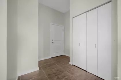Basement Recreation Room Photo of 406 288 Hampton Street, New Westminster, BC