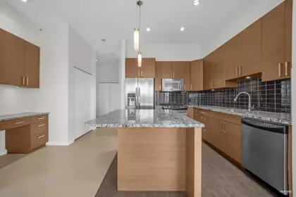 406 288 Hampton Street, New Westminster, BC, New Westminster — Apartment/Condo for sale