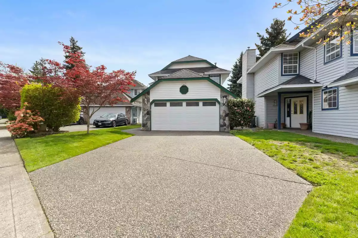 Exterior Rear Photo of 15522 87a Avenue, Surrey, BC