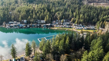 Backyard Photo of 202 Lakeshore Drive, Cultus Lake, BC