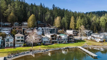 Garden / Landscaping Photo of 202 Lakeshore Drive, Cultus Lake, BC