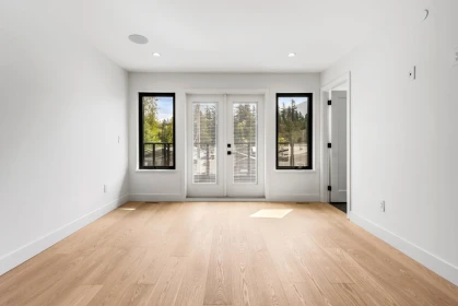 Mudroom Photo of 202 Lakeshore Drive, Cultus Lake, BC