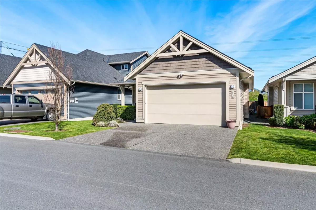 Family Room Photo of 12 6211 Chilliwack River Road, Chilliwack, BC