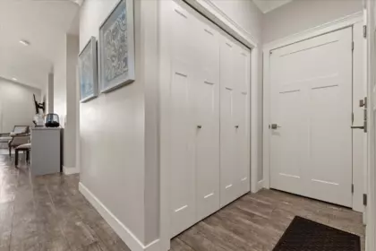 Hallway Photo of 12 6211 Chilliwack River Road, Chilliwack, BC