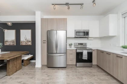 Kitchen Island Photo of 51 2423 Avon Place, Port Coquitlam, BC
