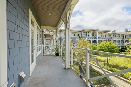 Hallway Photo of 217 5535 Admiral Way, Delta, BC