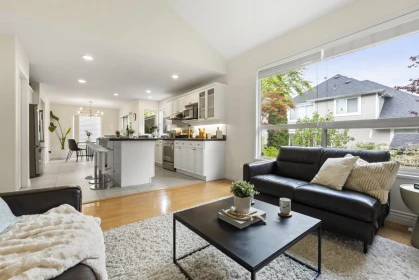 Breakfast Nook Photo of 14733 75a Avenue, Surrey, BC