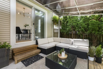 Garden / Landscaping Photo of 14733 75a Avenue, Surrey, BC