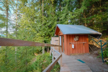 Outdoor Patio Photo of 201 7101 Sakinaw Woods Drive, Garden Bay, BC