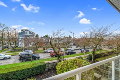 Breakfast Nook Photo of 205 2965 Horley Street, Vancouver, BC