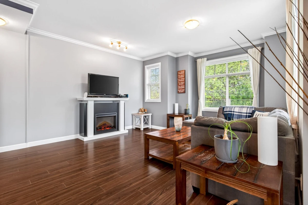 Dining Area Photo of 22 7121 192 Street, Surrey, BC