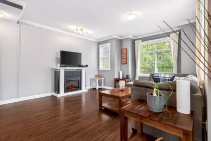22 7121 192 Street, Surrey, BC, Surrey — Townhouse for sale