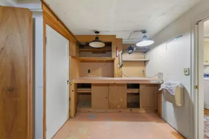 Mudroom Photo of 2657 Haywood Avenue, West Vancouver, BC