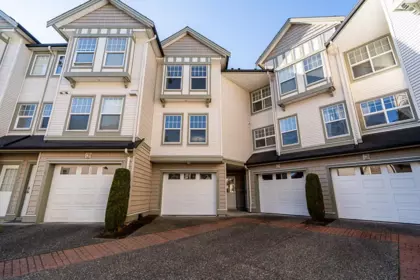 Garden / Landscaping Photo of 5 8638 159 Street, Surrey, BC