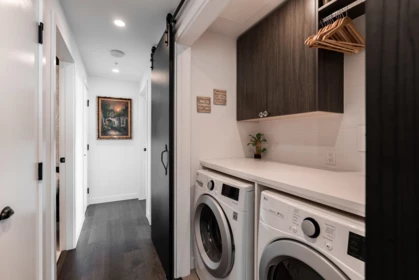 Mudroom Photo of 1204 1439 George Street, White Rock, BC