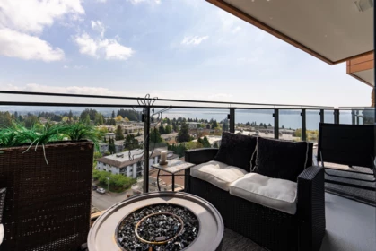 Office / Den Photo of 1204 1439 George Street, White Rock, BC