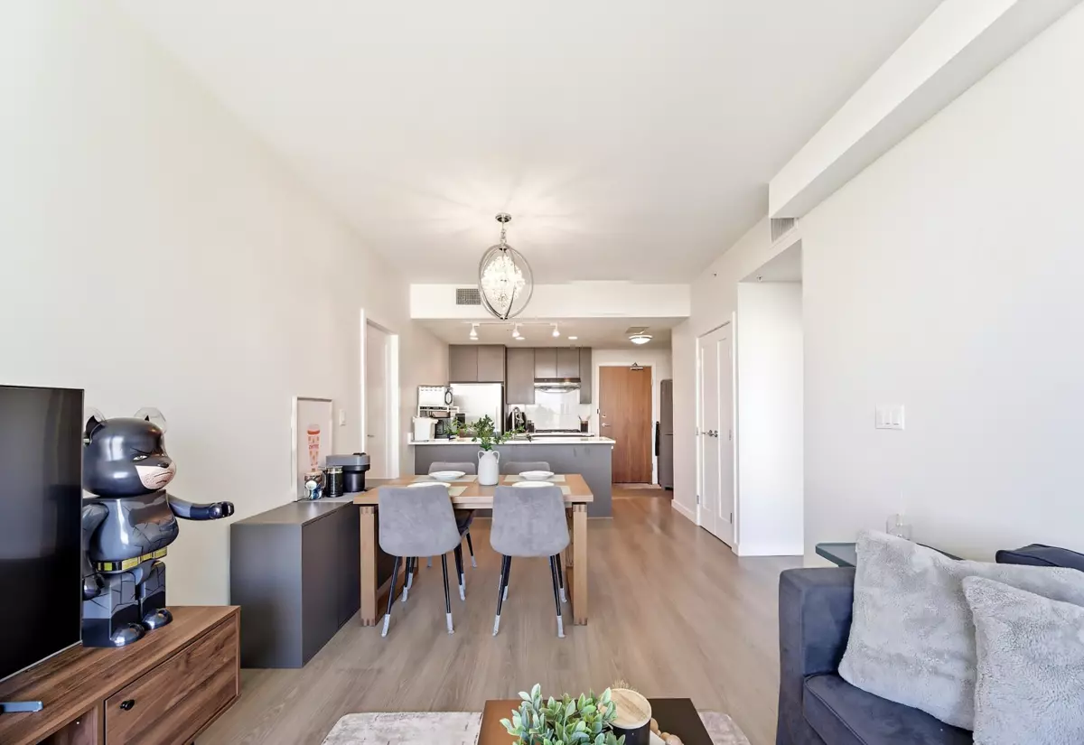 Living Room Photo of 911 3333 Sexsmith Road, Richmond, BC