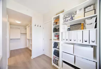 Powder Room Photo of 911 3333 Sexsmith Road, Richmond, BC
