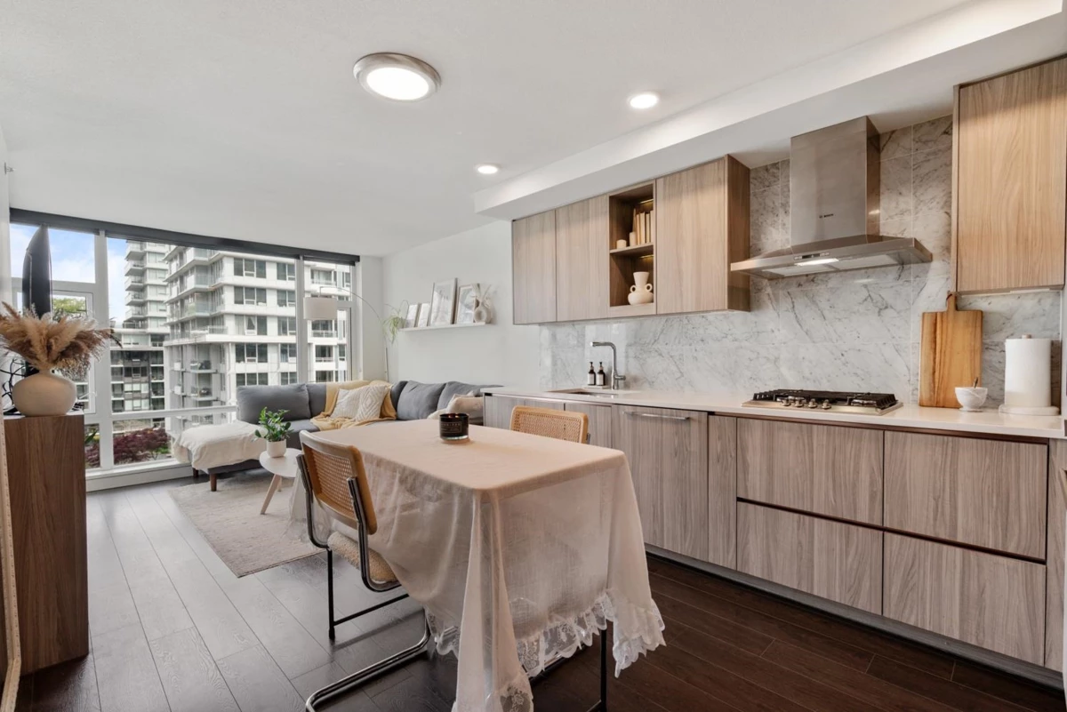 Family Room Photo of 911 8800 Hazelbridge Way, Richmond, BC