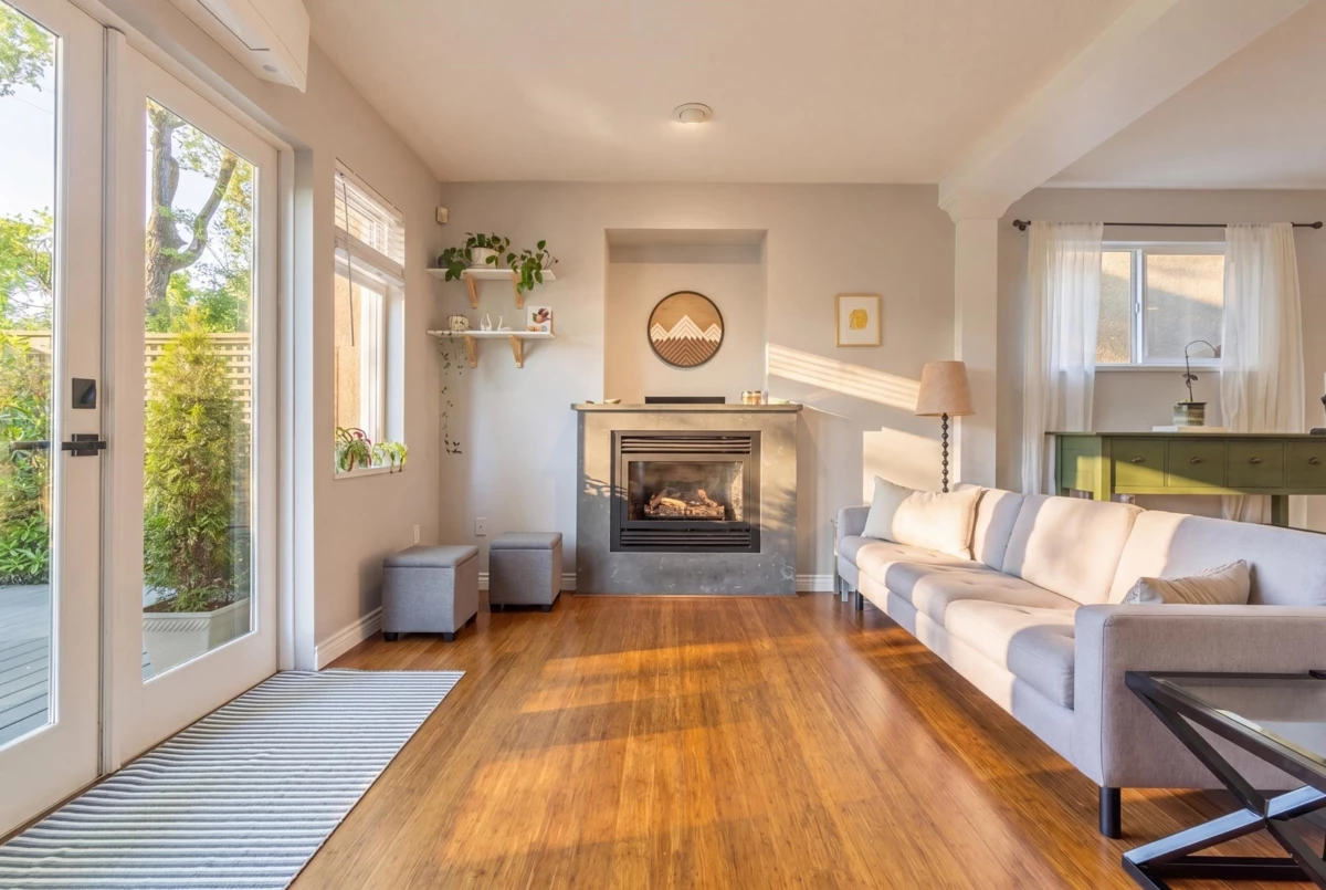 Family Room Photo of 1922 E 6th Avenue, Vancouver, BC