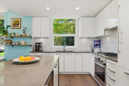 Breakfast Nook Photo of 103 3487 Binning Road, Vancouver, BC