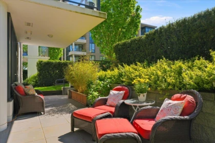 Front Yard Photo of 103 3487 Binning Road, Vancouver, BC
