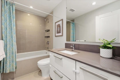 Hallway Photo of 103 3487 Binning Road, Vancouver, BC