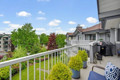 Basement Recreation Room Photo of 302 5375 205 Street, Langley, BC