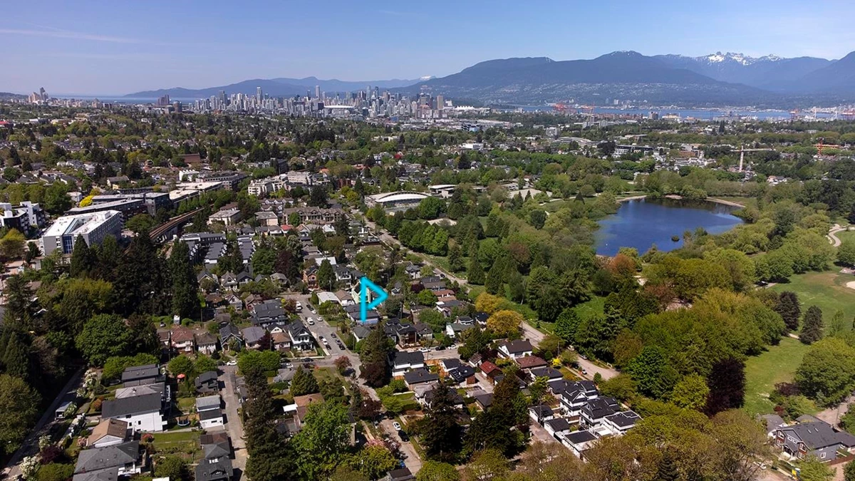 Family Room Photo of 2137 20th Avenue, Vancouver, BC