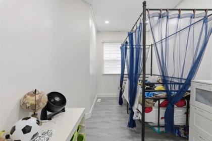 Office / Den Photo of 12 12110 75a Avenue, Surrey, BC