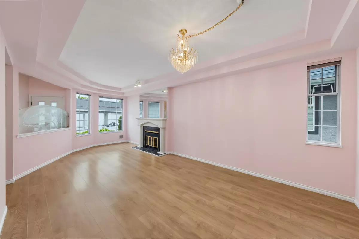 Dining Area Photo of 31 9311 Dayton Avenue, Richmond, BC