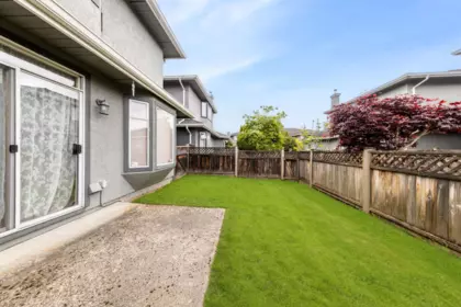 Fitness Center Photo Near 31 9311 Dayton Avenue, Richmond, BC
