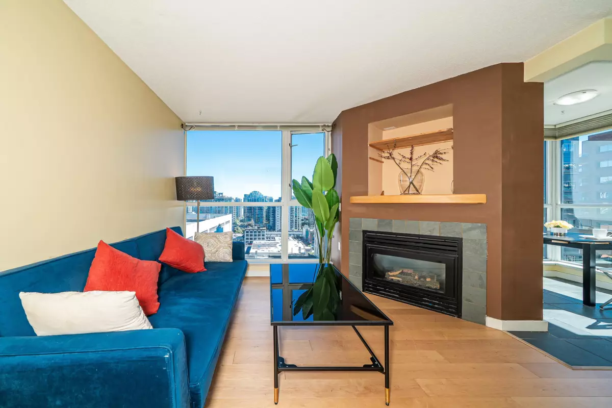 Family Room Photo of 1509 1068 Hornby Street, Vancouver, BC