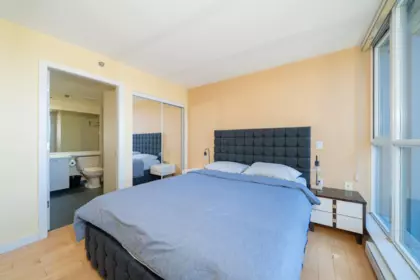Office / Den Photo of 1509 1068 Hornby Street, Vancouver, BC