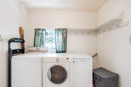 Powder Room Photo of 2720 W 24th Avenue, Vancouver, BC