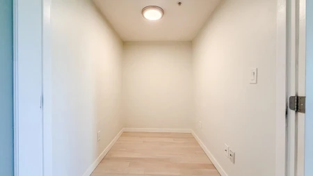 Walk-In Closet Photo of 505 1723 Alberni Street, Vancouver, BC